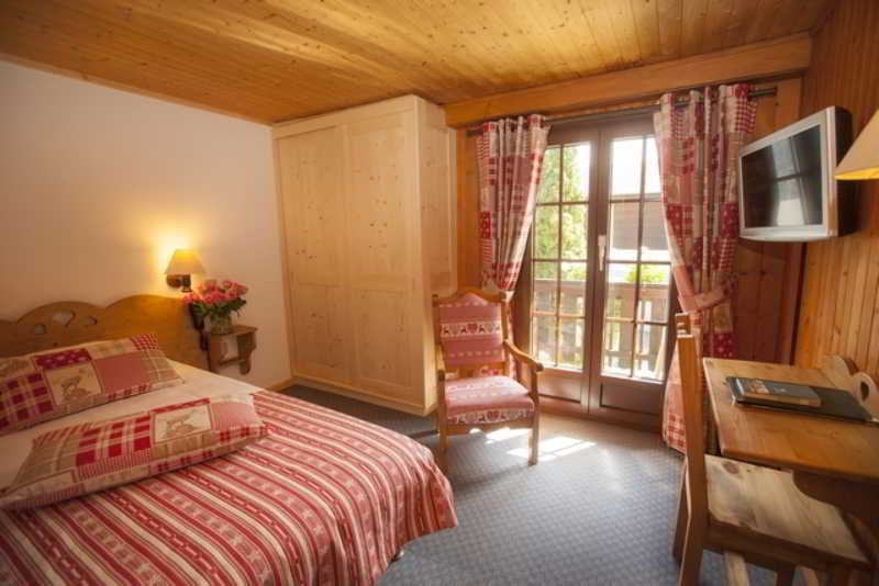Hotel Aux Mille Etoiles Salvan Kültér fotó