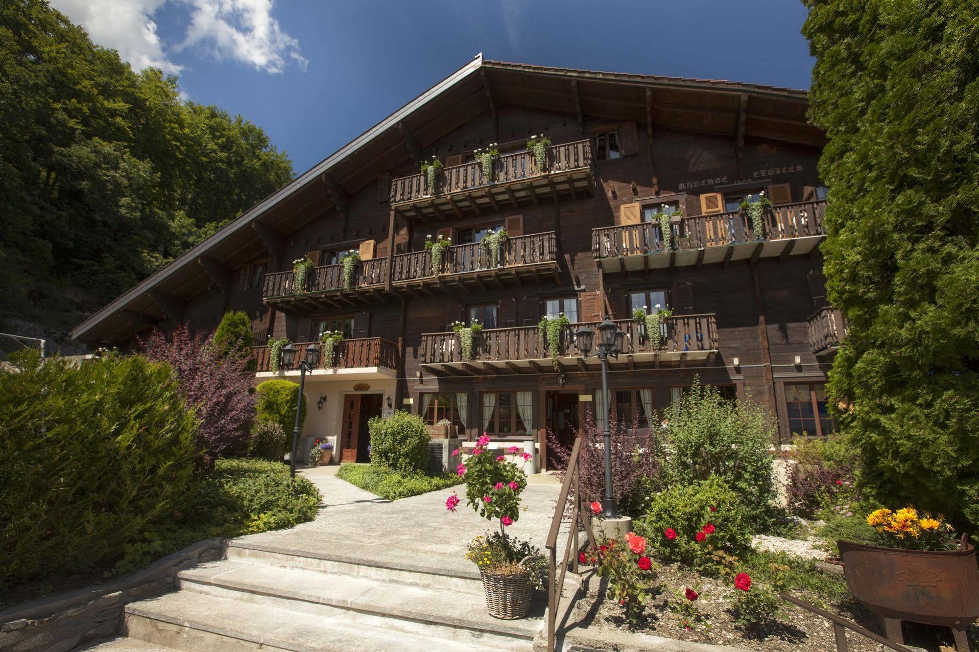 Hotel Aux Mille Etoiles Salvan Kültér fotó